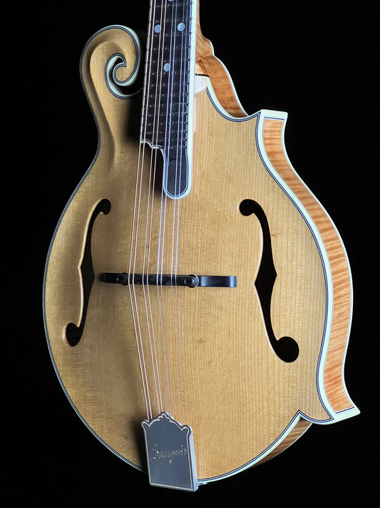 Bourgeois M5F Torrefied Adirondack Spruce / European Maple F-Style Mandolin - New