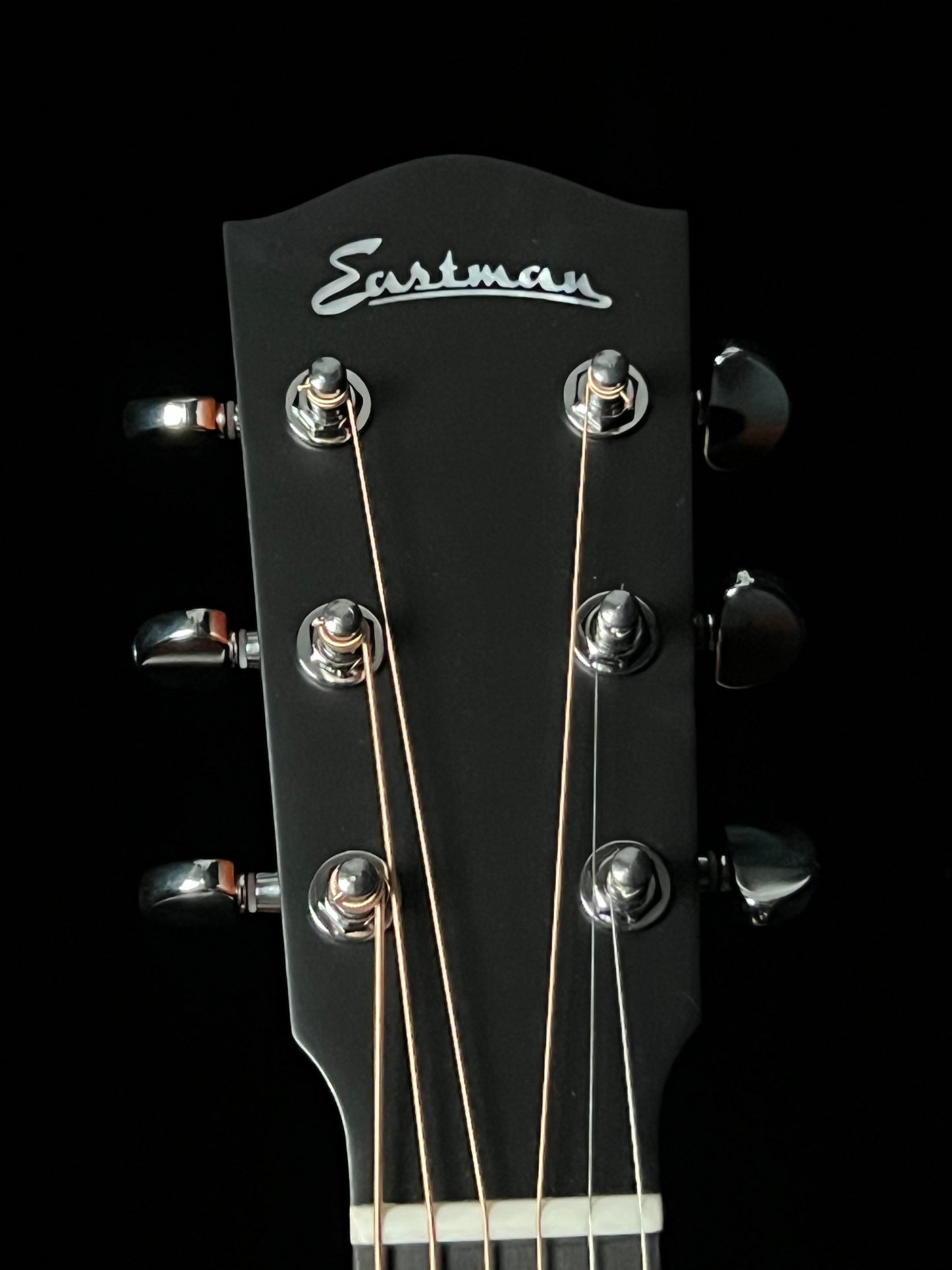 SOLD - Eastman AC122-1CE Grand Auditorium Acoustic Guitar with Fishman pickup Thermo-Cured Sitka/ Sapele - New