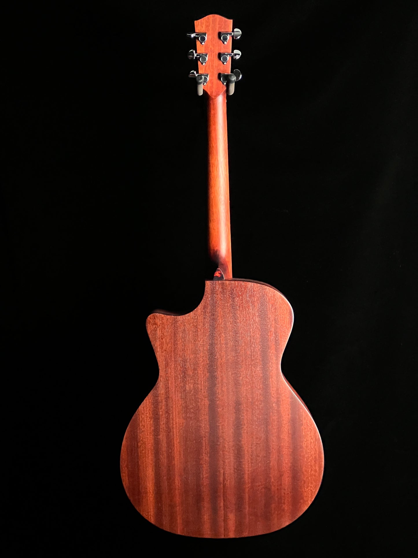 Eastman AC122-1CE Grand Auditorium Sitka/ Sapele with Fishman pickup - New