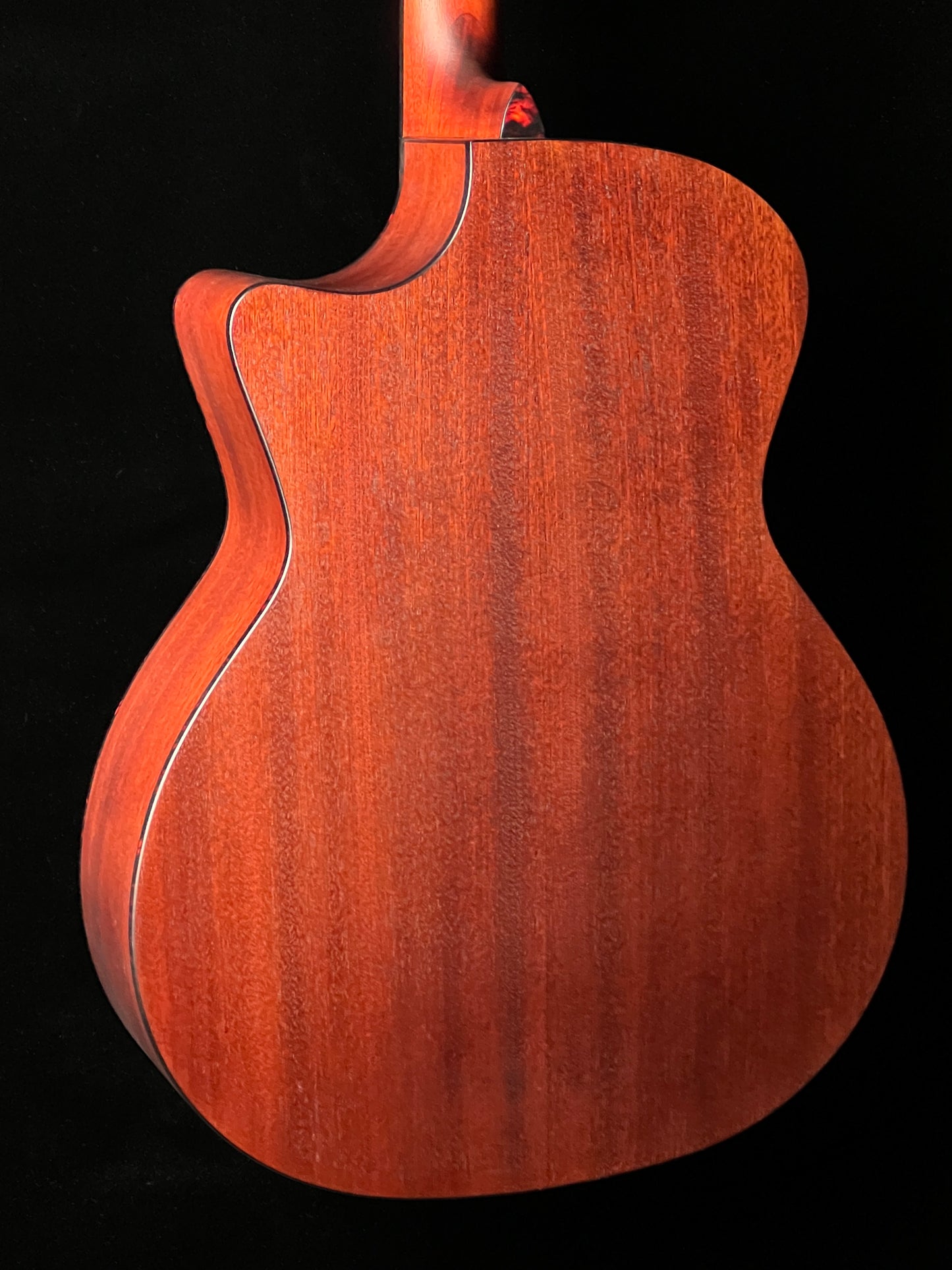 Eastman AC122-1CE Grand Auditorium Sitka/ Sapele with Fishman pickup - New