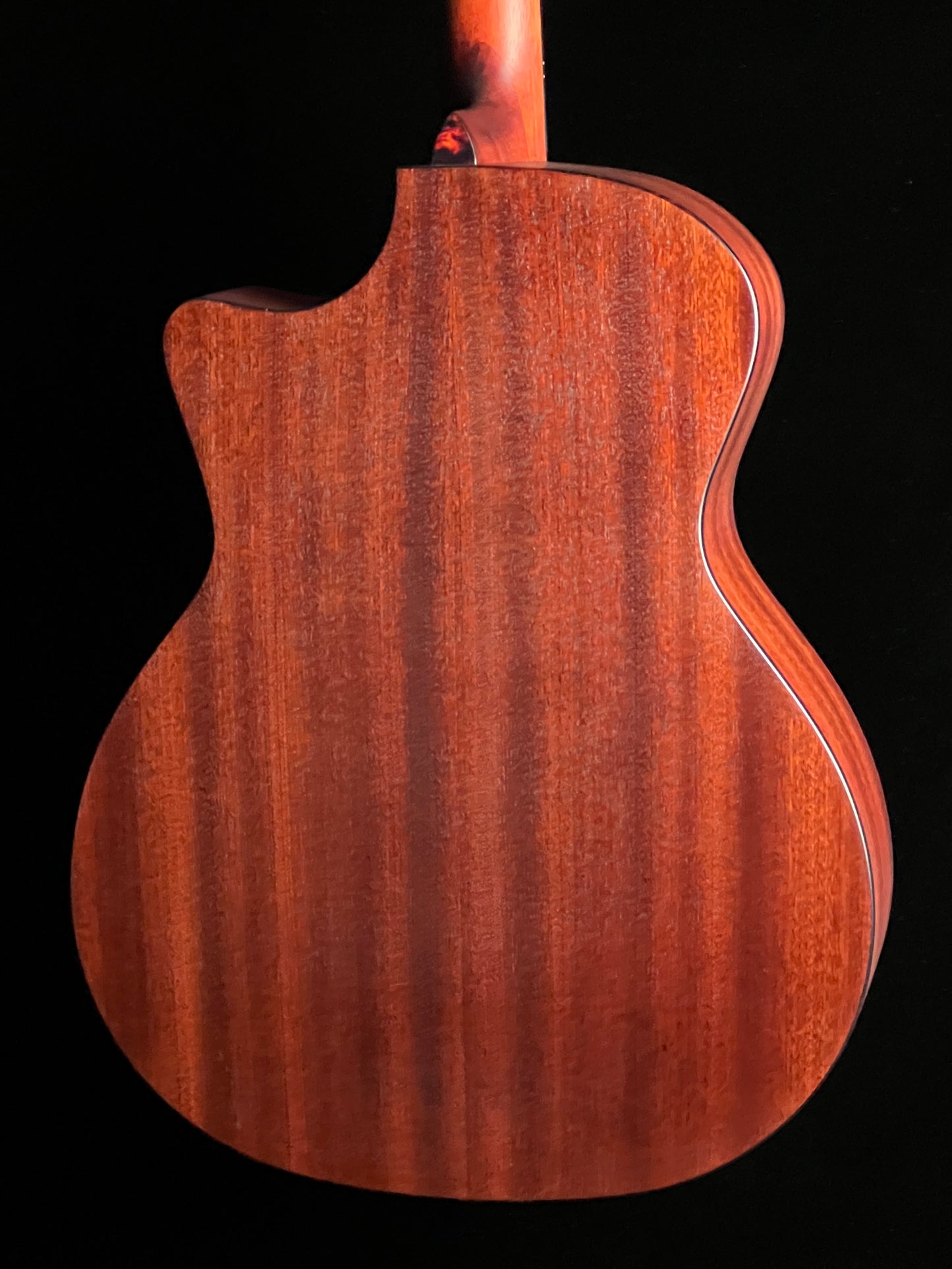 Eastman AC122-1CE Grand Auditorium Sitka/ Sapele with Fishman pickup - New