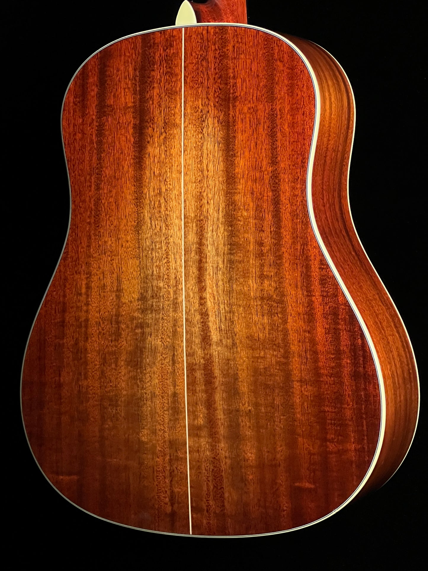 Eastman E10 SS Acoustic Guitar with Pick Up Adirondack Spruce / Mahogany - Used