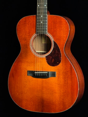 Eastman E1OM-CLA Sitka Spruce/Sapele Acoustic Guitar - New