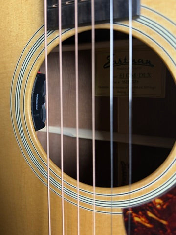 Eastman E1OM-DLX OM Solid Sitka Spruce/Solid Sapele Acoustic Guitar with Fishman Pickup - New
