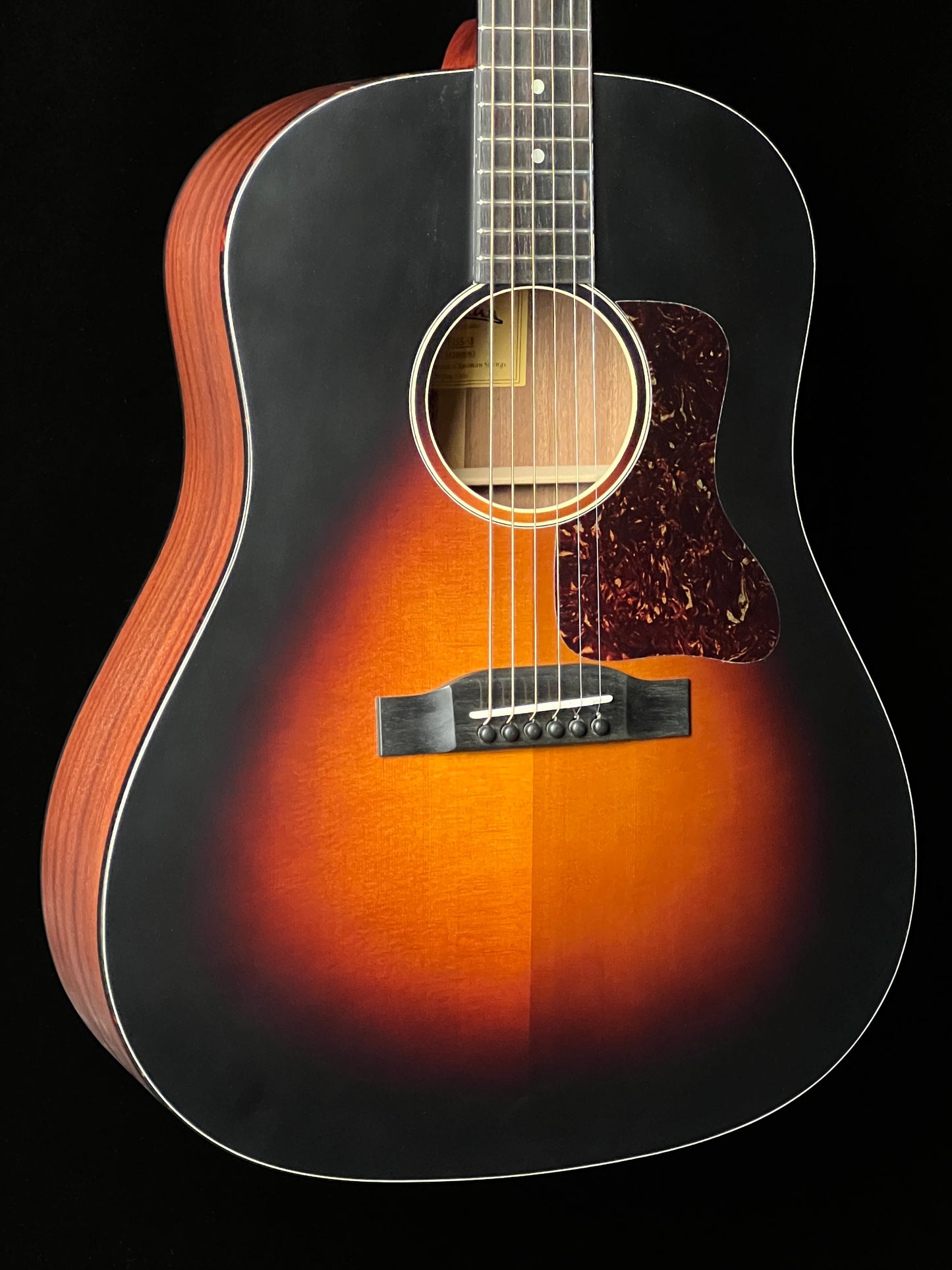Eastman E1SS-SB Slope-Shoulder Sunburst Thermo-Cured Sitka Spruce/Solid Sapele Acoustic Guitar - New