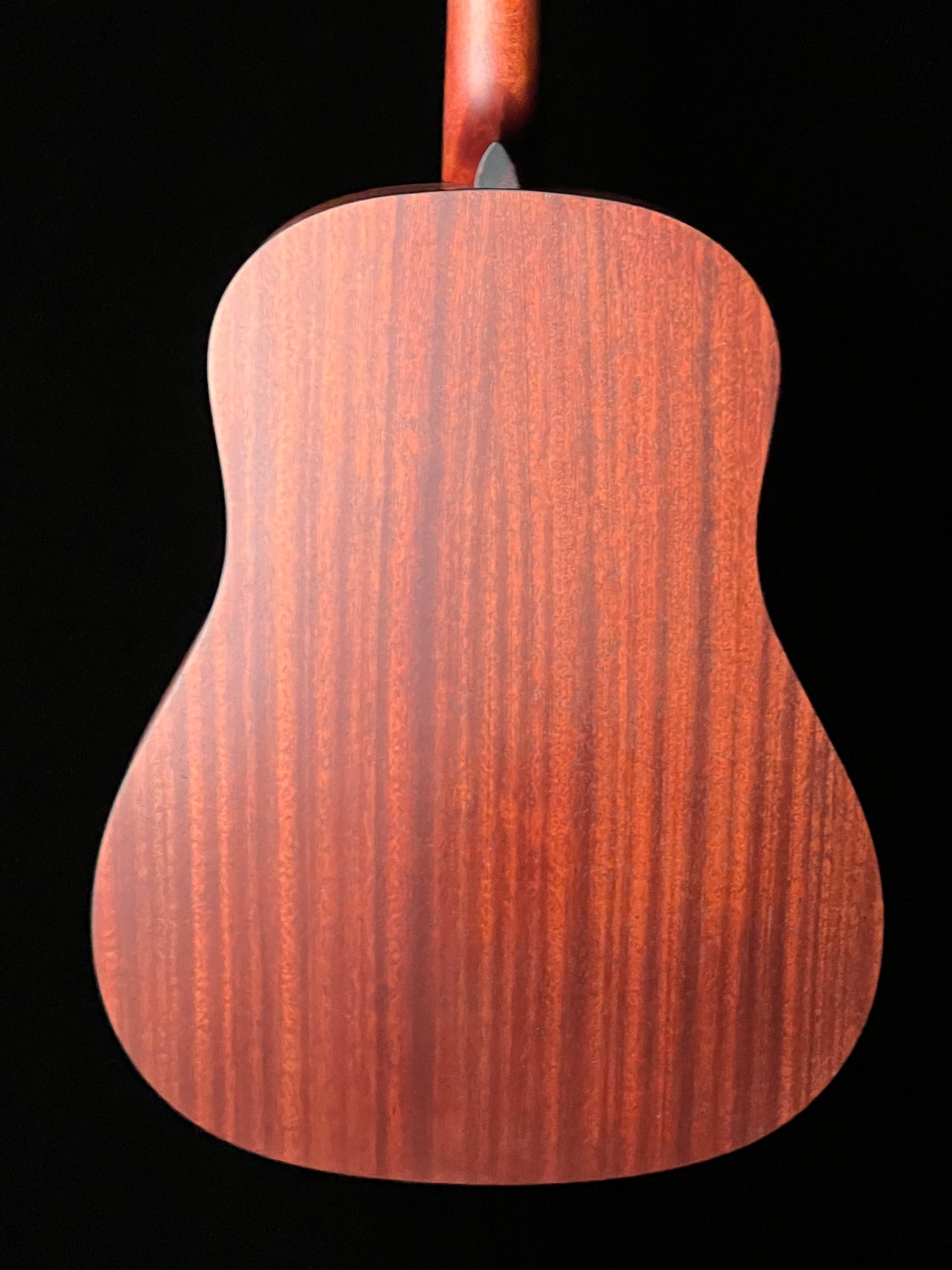 Eastman E1SS-SB Slope-Shoulder Sunburst Thermo-Cured Sitka Spruce/Solid Sapele Acoustic Guitar - New