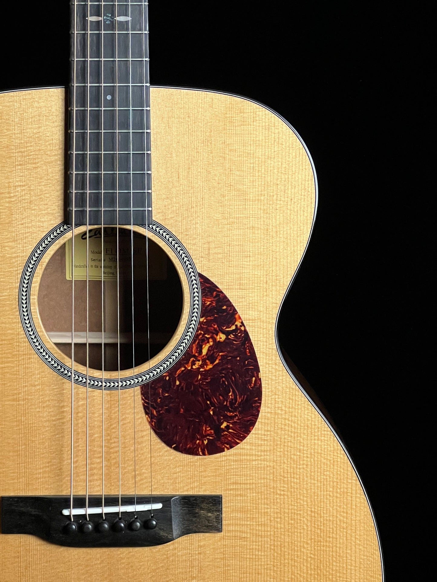 Eastman E1 OM-SP OM Special Thermo Cured Sitka Spruce / Quilted Sapele - New