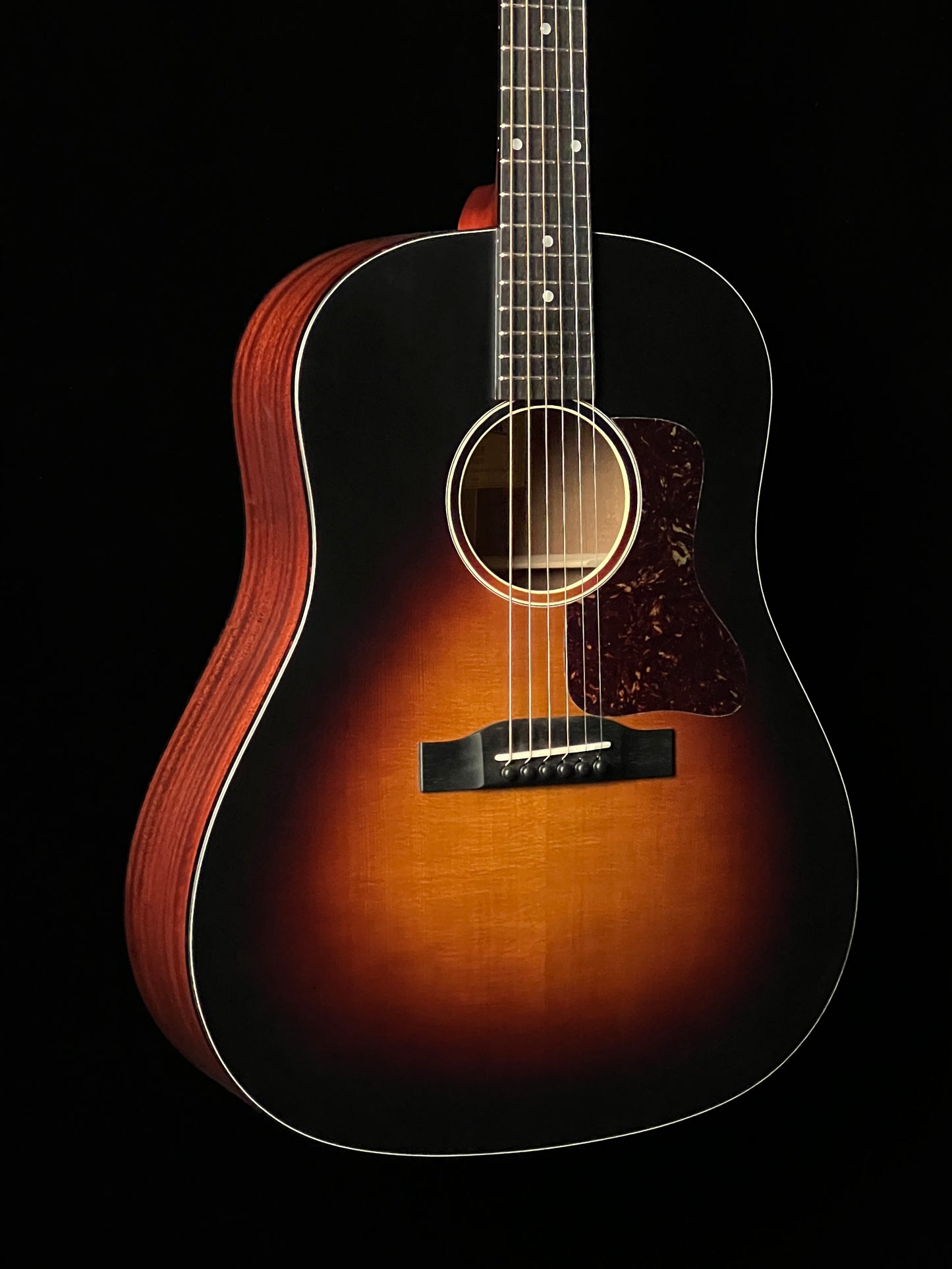 SOLD -Eastman E1 SS-SB Slope Shoulder Sunburst Acoustic Guitar Solid Sitka Spruce / Solid Sapele - New
