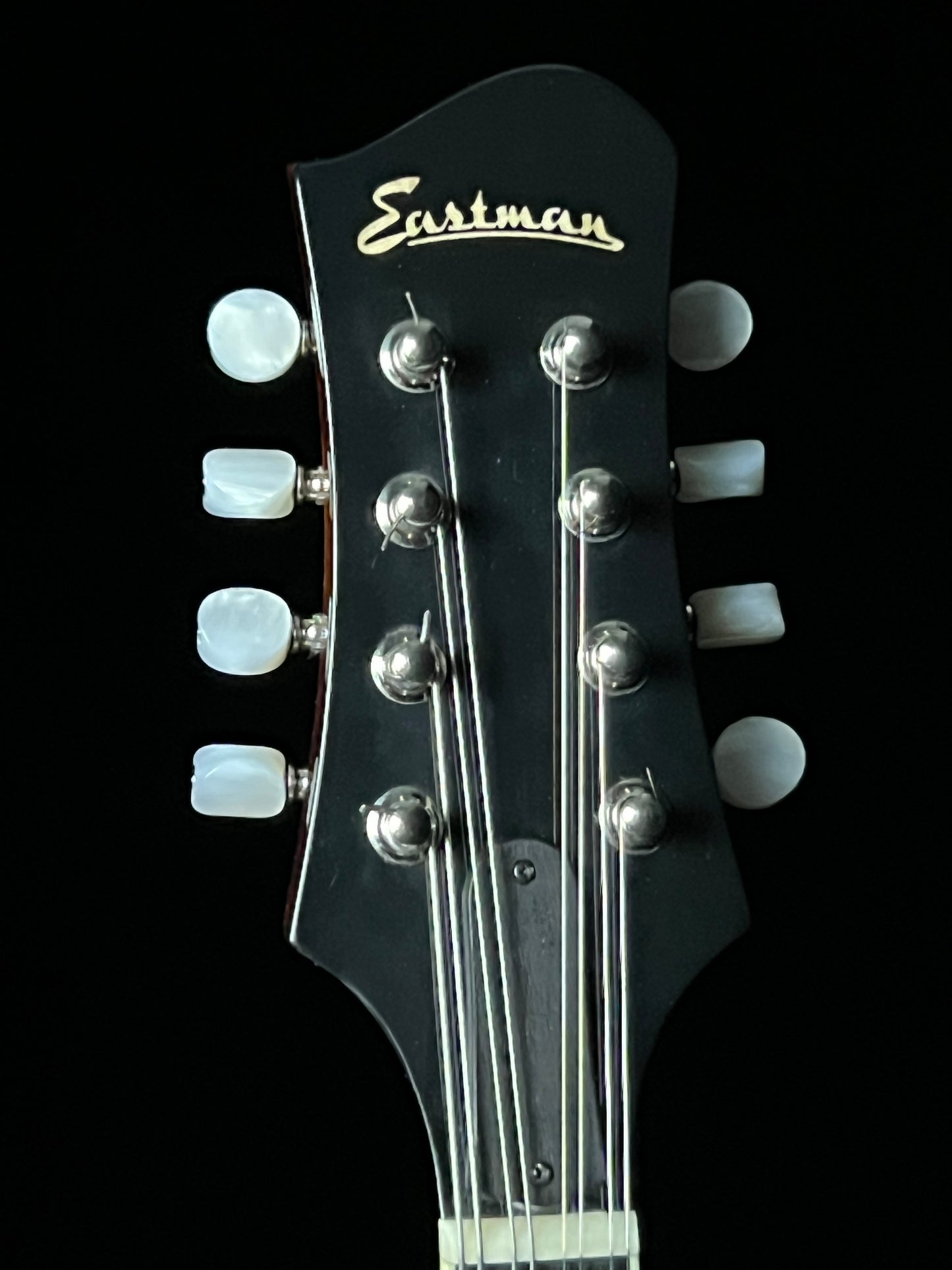 Eastman MD504-CS Oval Hole A-Style Mandolin (2020) - Used