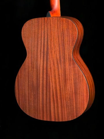 Eastman PCH1-OM-CLA OM Classic Solid Spruce Acoustic Guitar - New