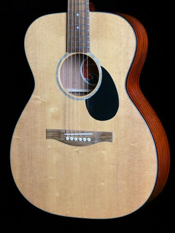 Eastman PCH1-OM OM Solid Spruce Acoustic Guitar - New