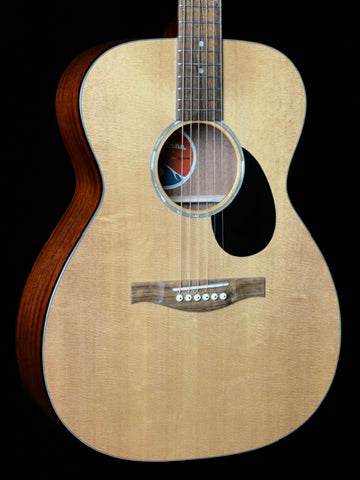 Eastman PCH1-OM OM Solid Spruce Acoustic Guitar - New