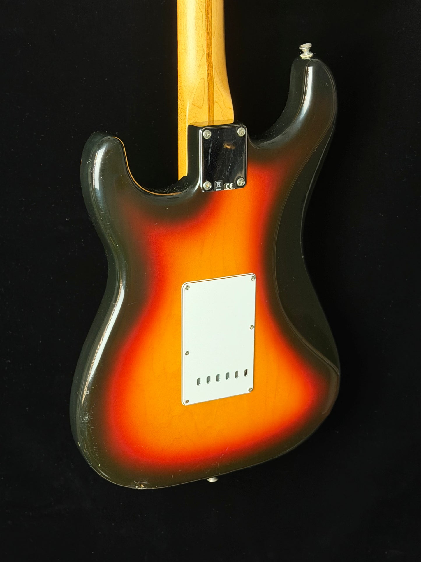 Fender Player Stratocaster HSS 3 Color Sunburst Solid Body Electric Guitar-Used