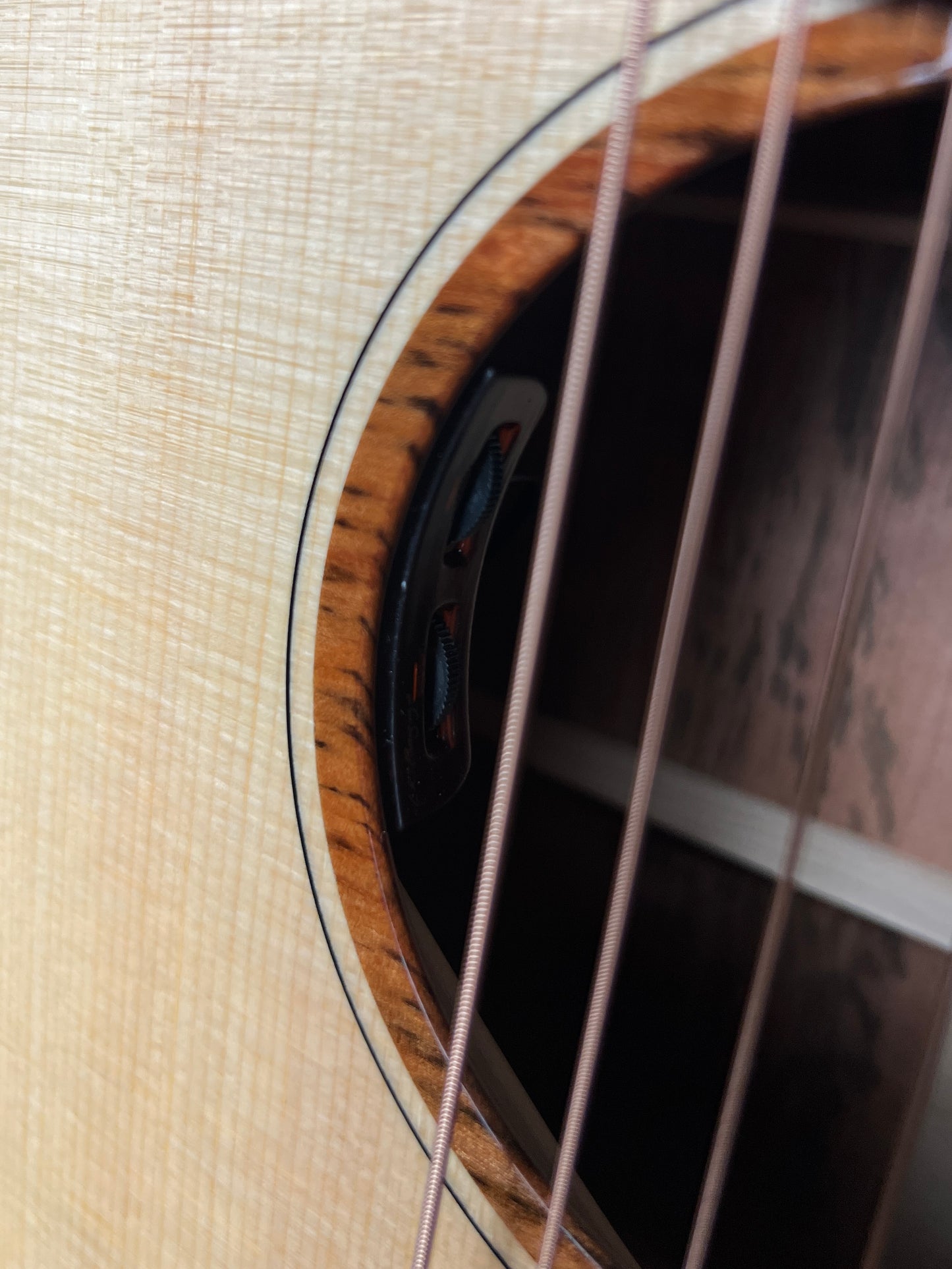 Fenech Masterbuilt GA Tasmanian Tiger Myrtle Grand Auditorium Acoustic Guitar - Consignment