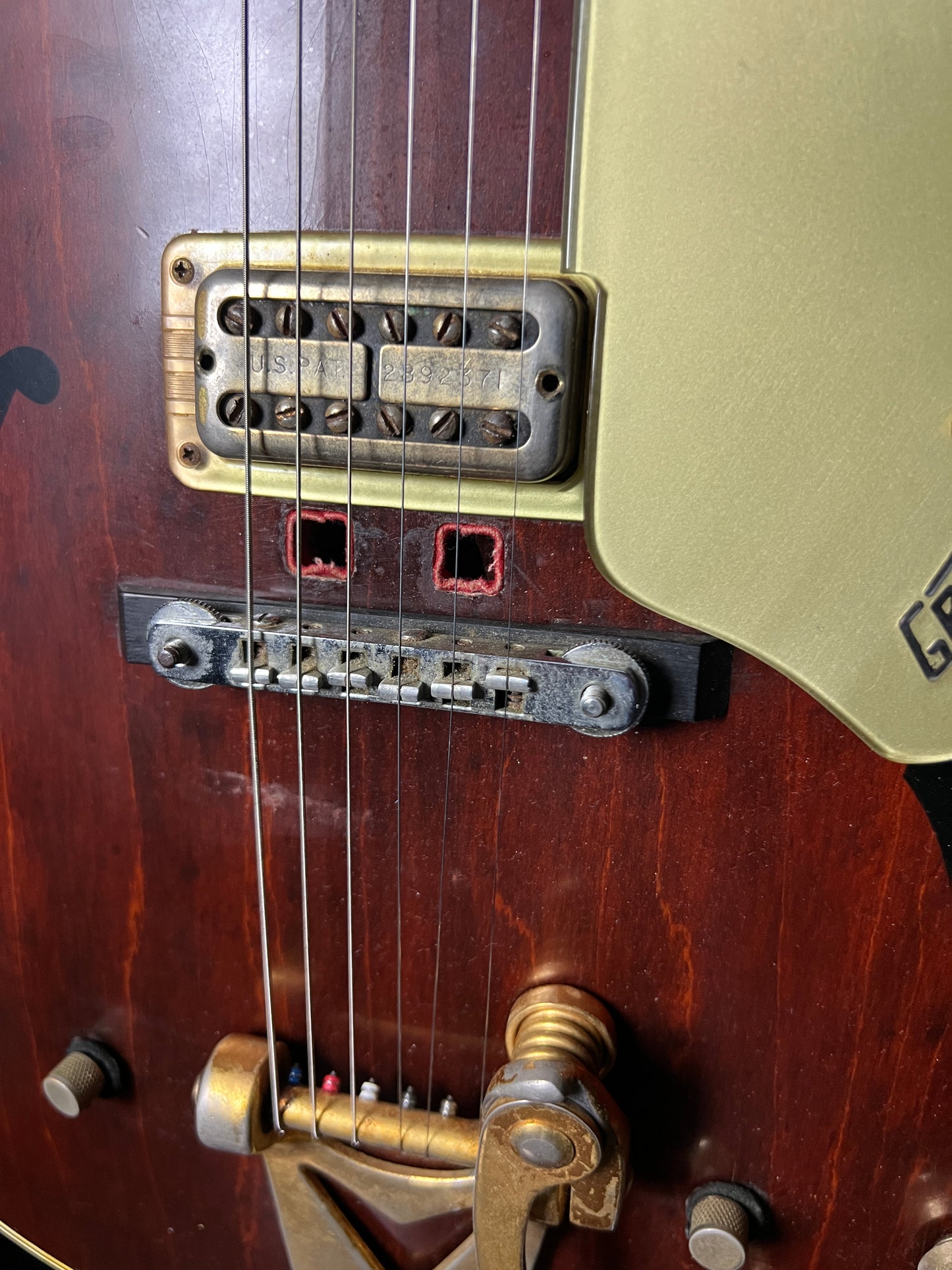 Gretsch 6122 The Chet Atkins Country Gentleman (1964) Hollowbody Guitar - Used