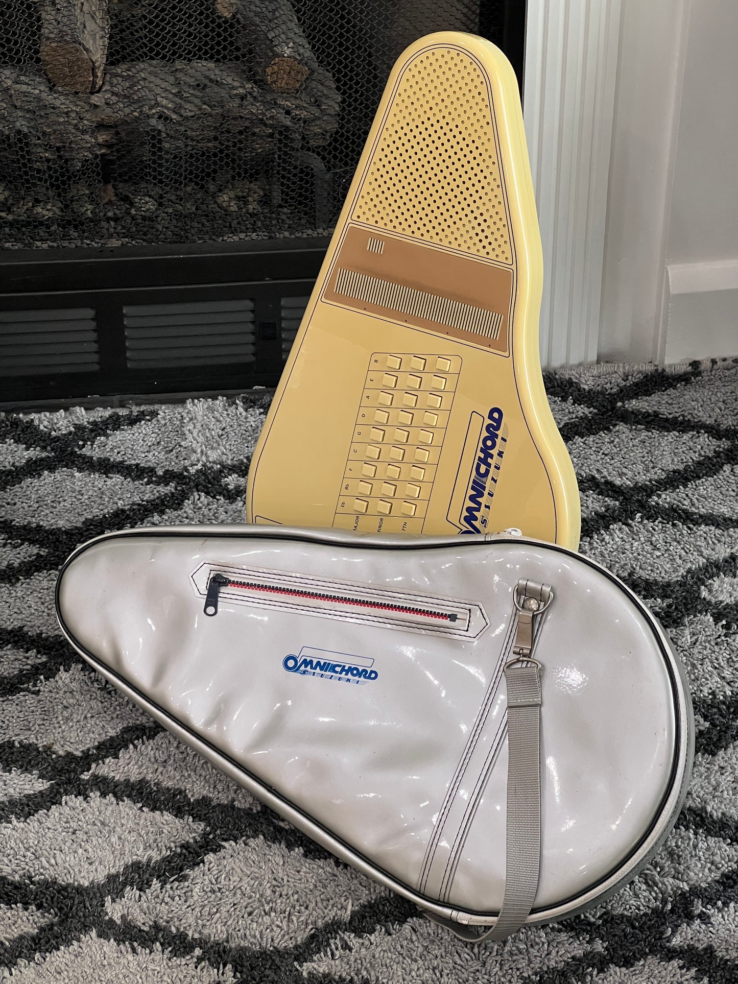 SOLD - Suzuki Omnichord OM-27 - Used