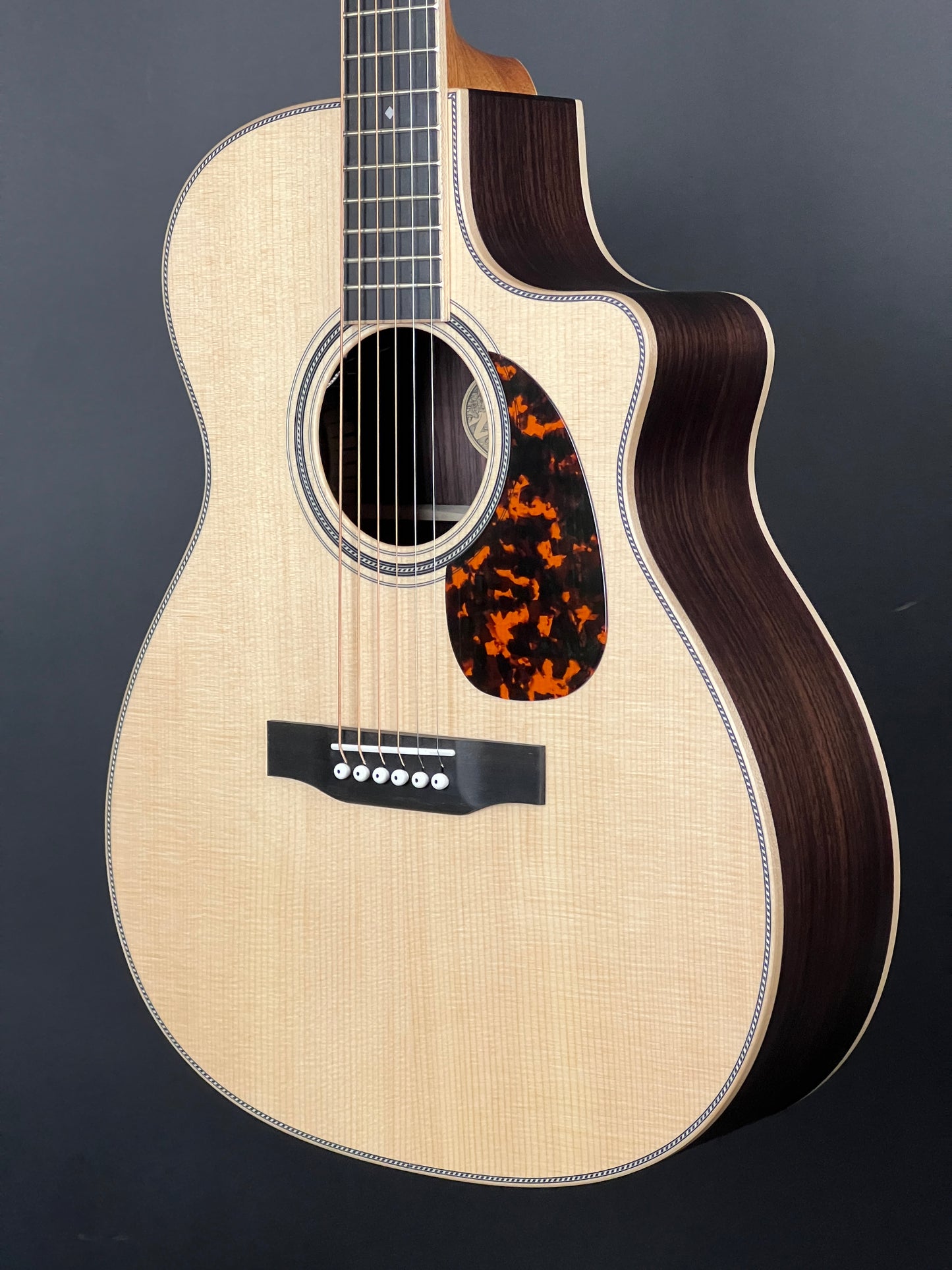 Larrivée OMV-40RE Legacy Series Sitka Spruce/Indian Rosewood Acoustic Guitar with L. R. Baggs StagePro Element