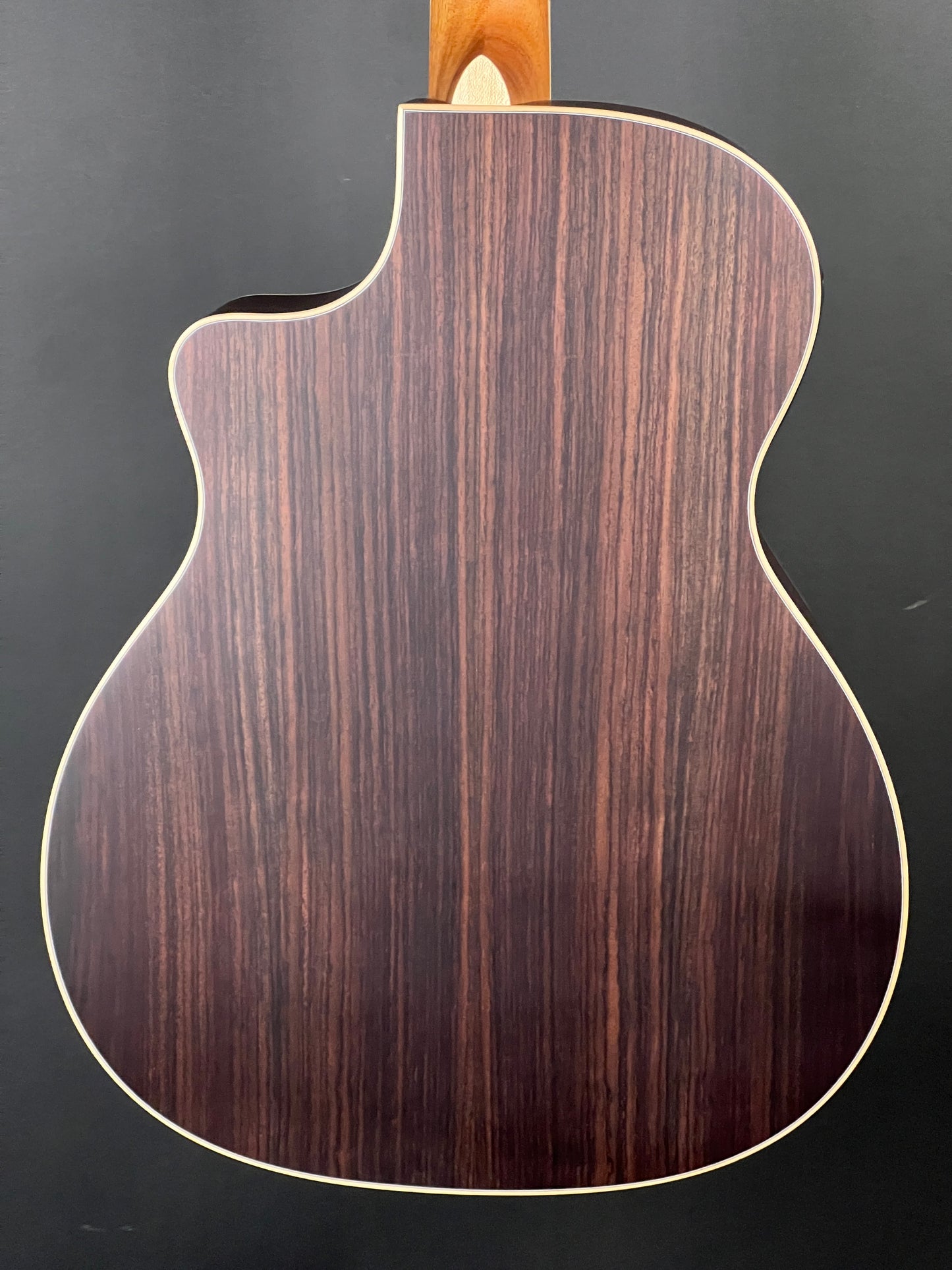 Larrivée OMV-40RE Legacy Series Sitka Spruce/Indian Rosewood Acoustic Guitar with L. R. Baggs StagePro Element