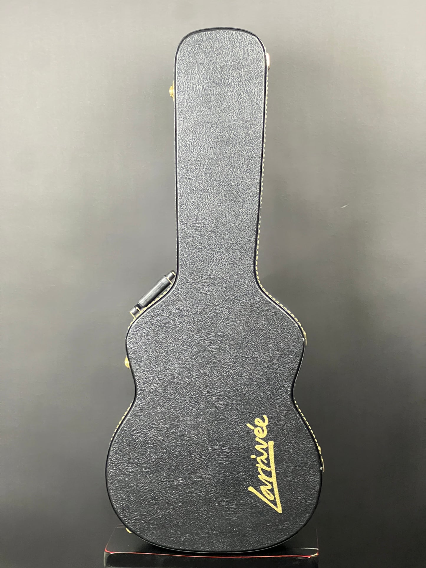Larrivée OMV-40RE Legacy Series Sitka Spruce/Indian Rosewood Acoustic Guitar with L. R. Baggs StagePro Element - New