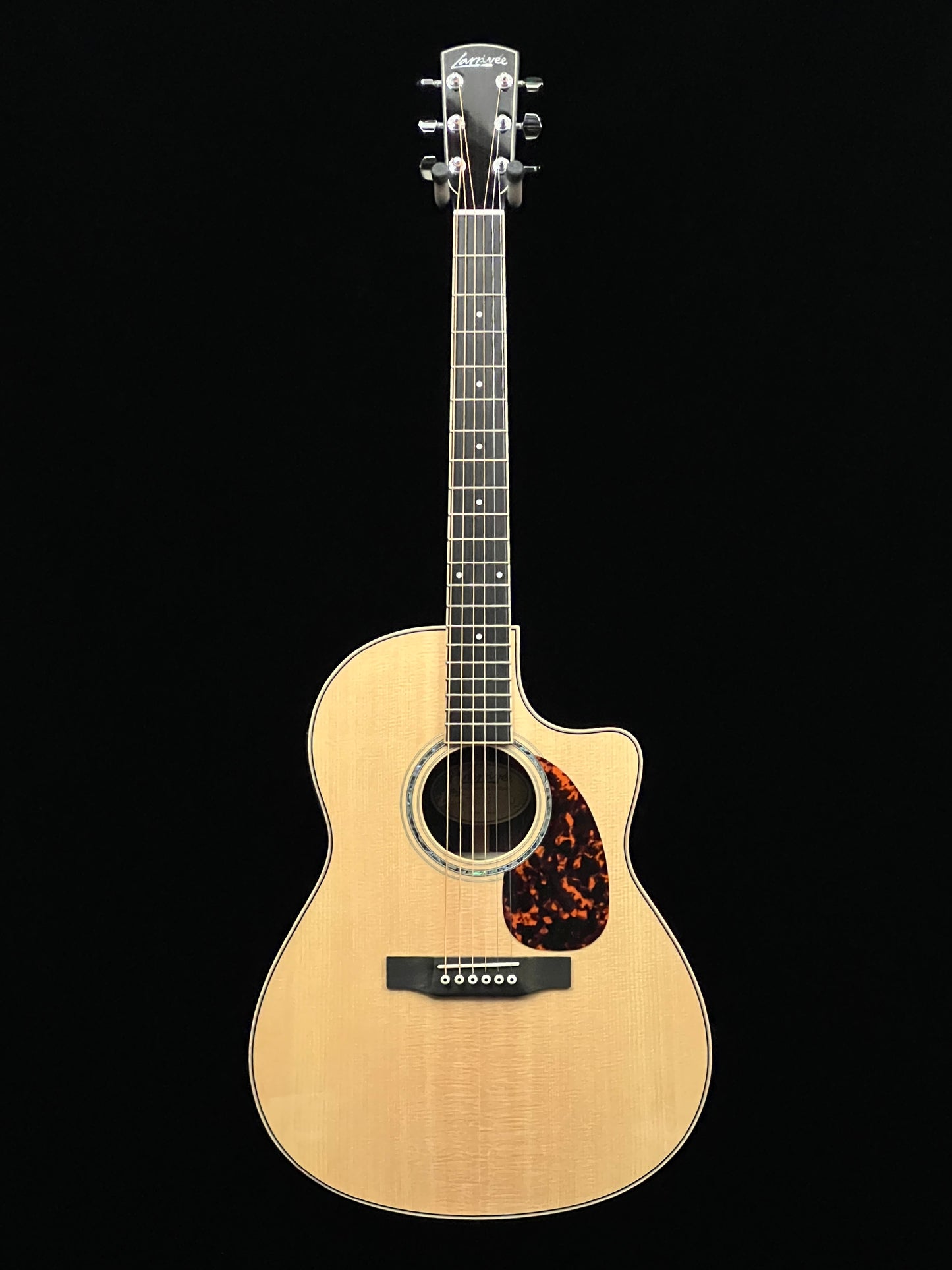 Larrivée LV-09 Sitka Spruce/Indian Rosewood Acoustic Guitar with L.R. Baggs StagePro Anthem