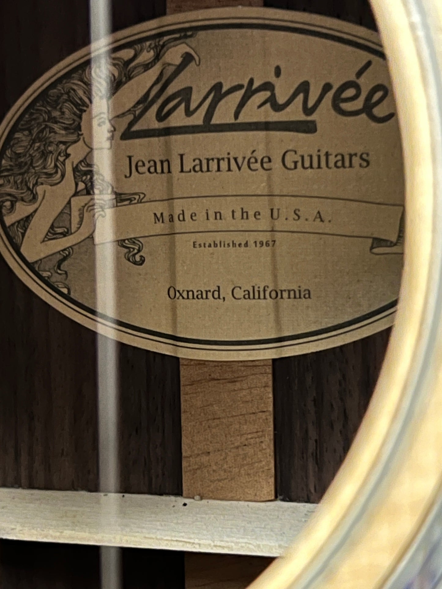 Larrivée LV-09 Sitka Spruce/Indian Rosewood Acoustic Guitar with L.R. Baggs StagePro Anthem - New