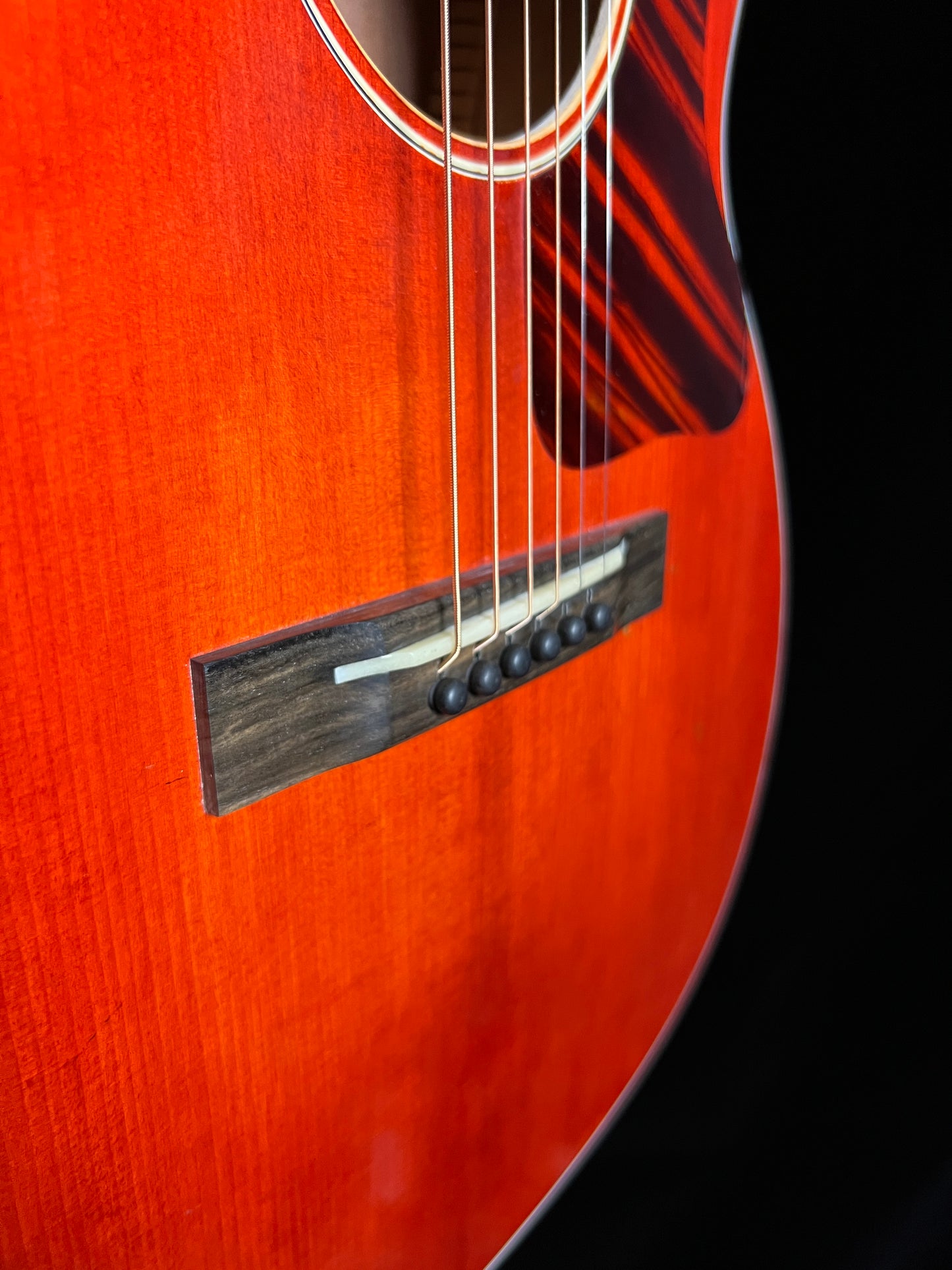 Eastman E10OOSS/V Adirondack Spruce/Mahogany Varnish Acoustic Guitar - New