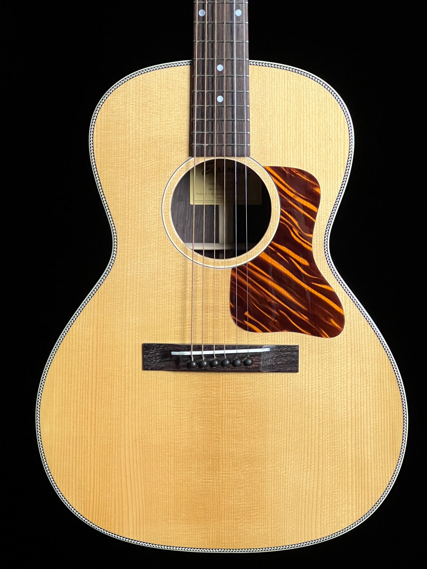 Eastman E20 OOSS-TC OO Slope Shoulder Acoustic Guitar Adirondack Spruce / Solid Rosewood - New