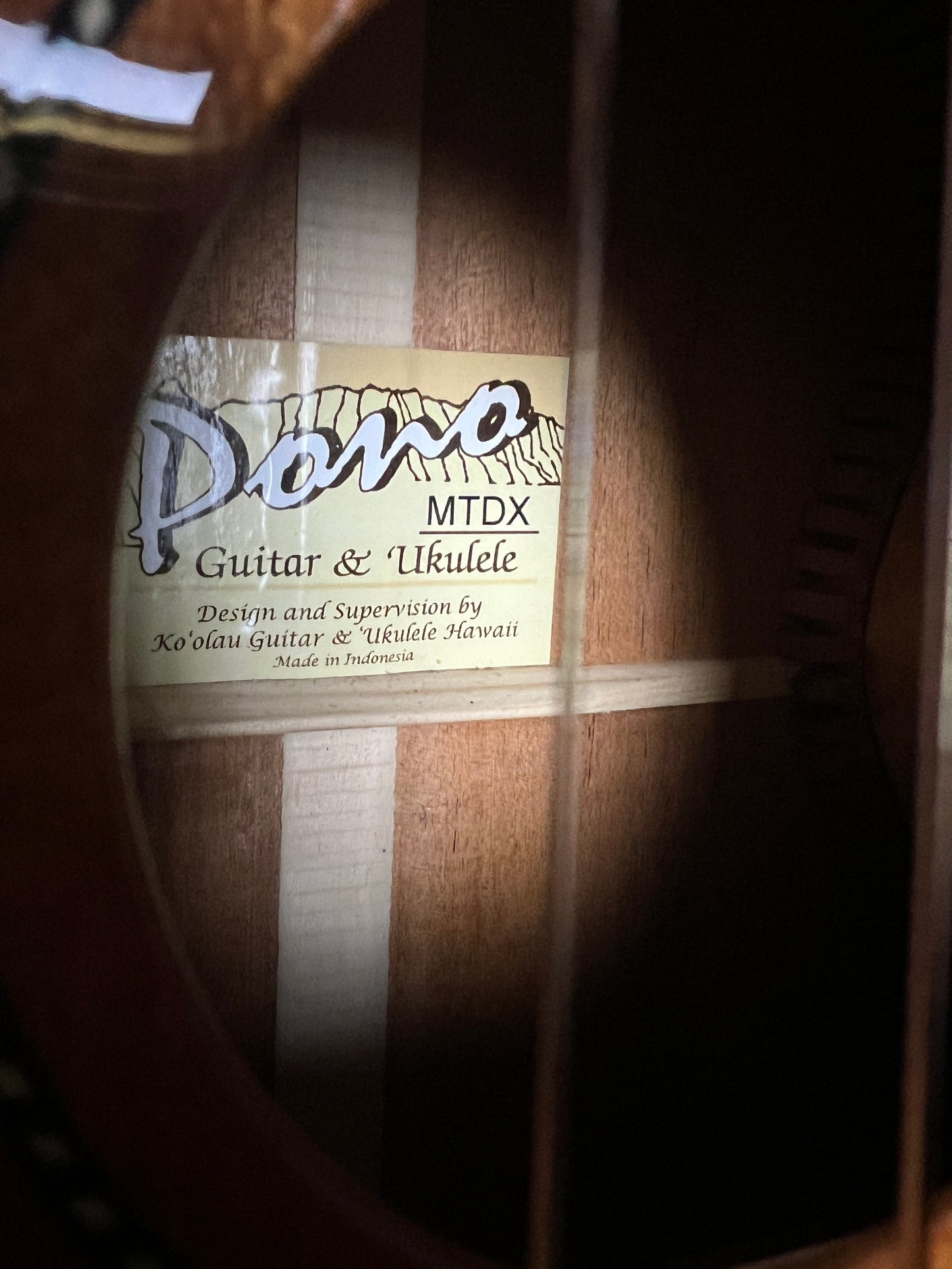 SOLD - Pono Mahogany Tenor Deluxe MTDX 1660 Ukulele - Used