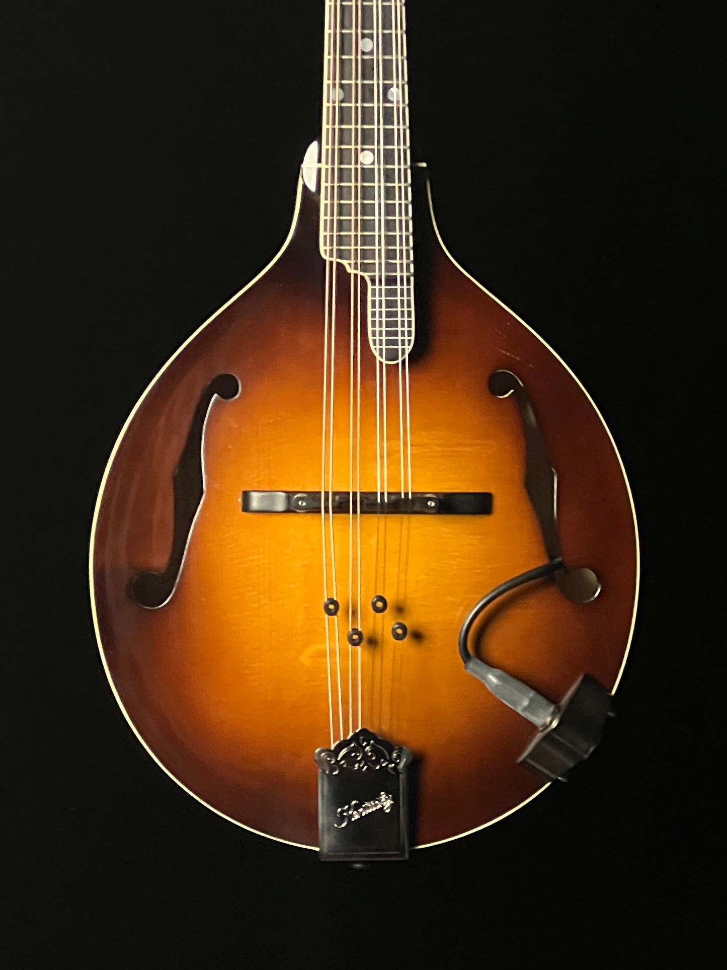 SOLD - Kentucky KM-950 A-Style Mandolin with Pickup Spruce/Maple - Used