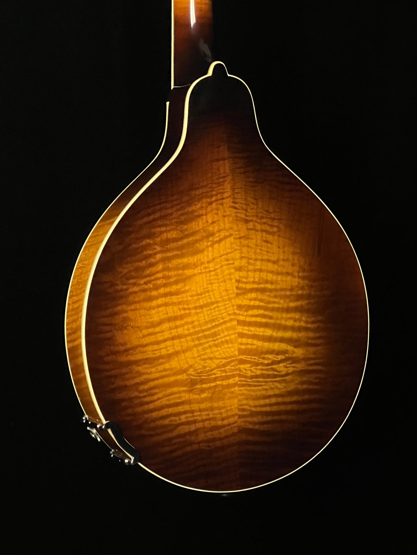 SOLD - Kentucky KM-950 A-Style Mandolin with Pickup Spruce/Maple - Used