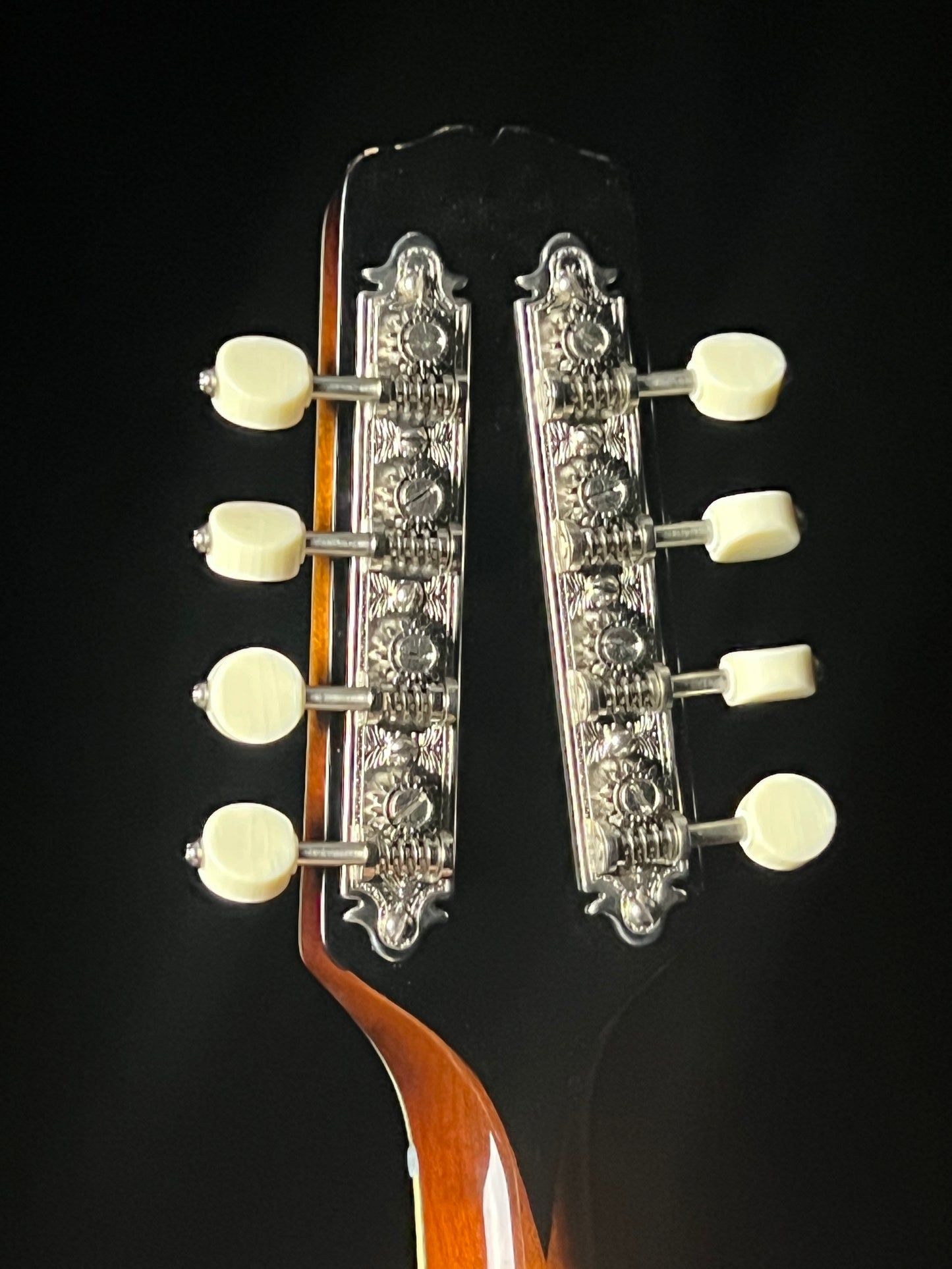 SOLD - Kentucky KM-950 A-Style Mandolin with Pickup Spruce/Maple - Used