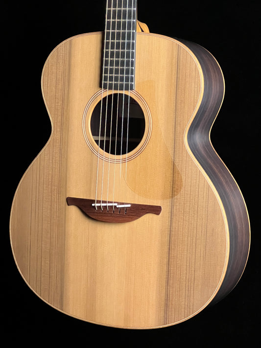 Lowden O-25 Original Series 25 Acoustic Guitar Red Cedar/Indian Rosewood - New