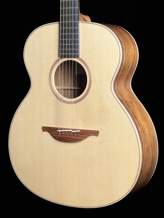 SOLD - Lowden O-34 The Original Series 34 Sitka Spruce / Koa Acoustic Guitar - New