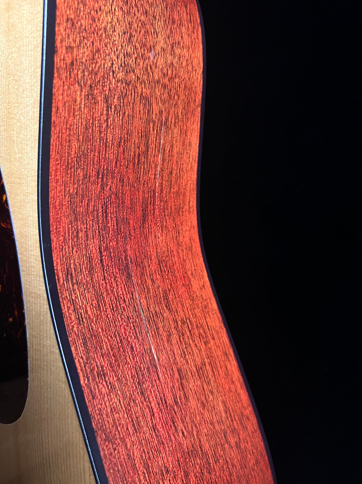 Martin D-16GT Dreadnought Spruce / Mahogany Acoustic Guitar - Consignment