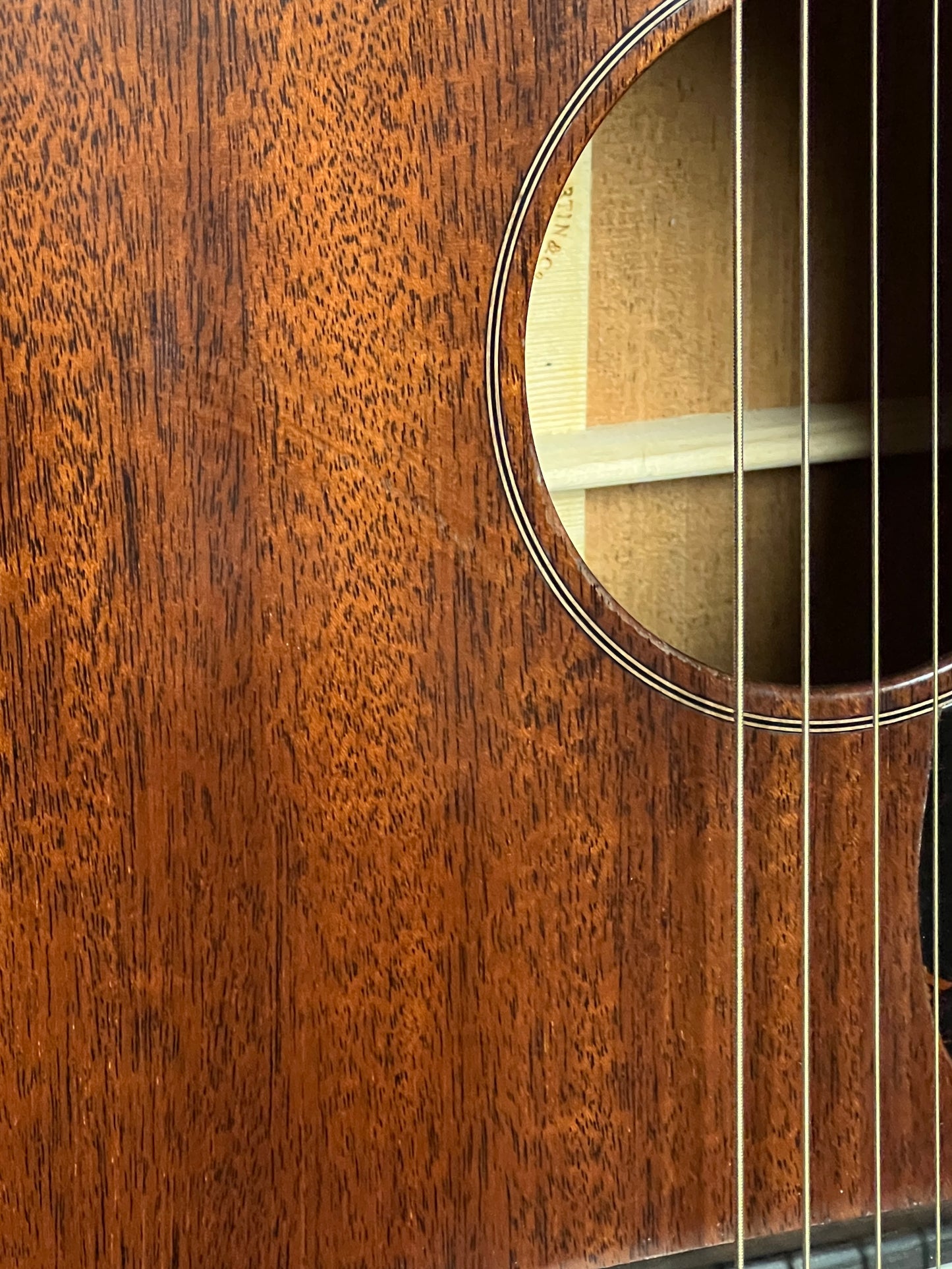 Martin D-17 Standard Series Acoustic Guitar All Mahogany - Used