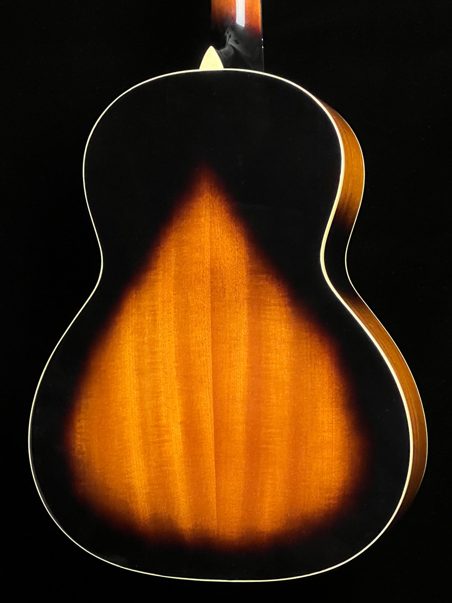 Morgan Monroe M-OO-TBV Acoustic Guitar Sunburst - Used