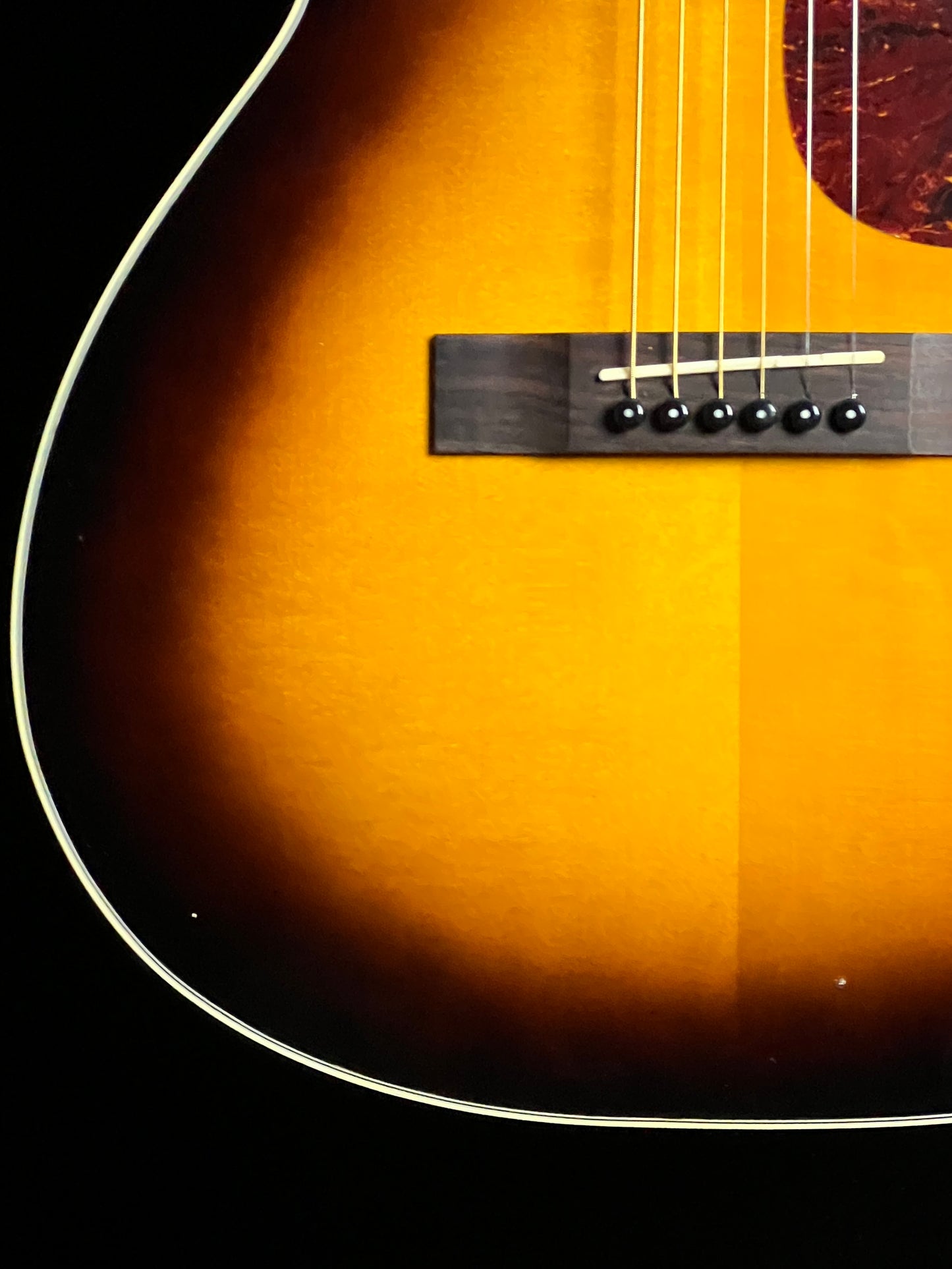 Morgan Monroe M-OO-TBV Acoustic Guitar Sunburst - Used