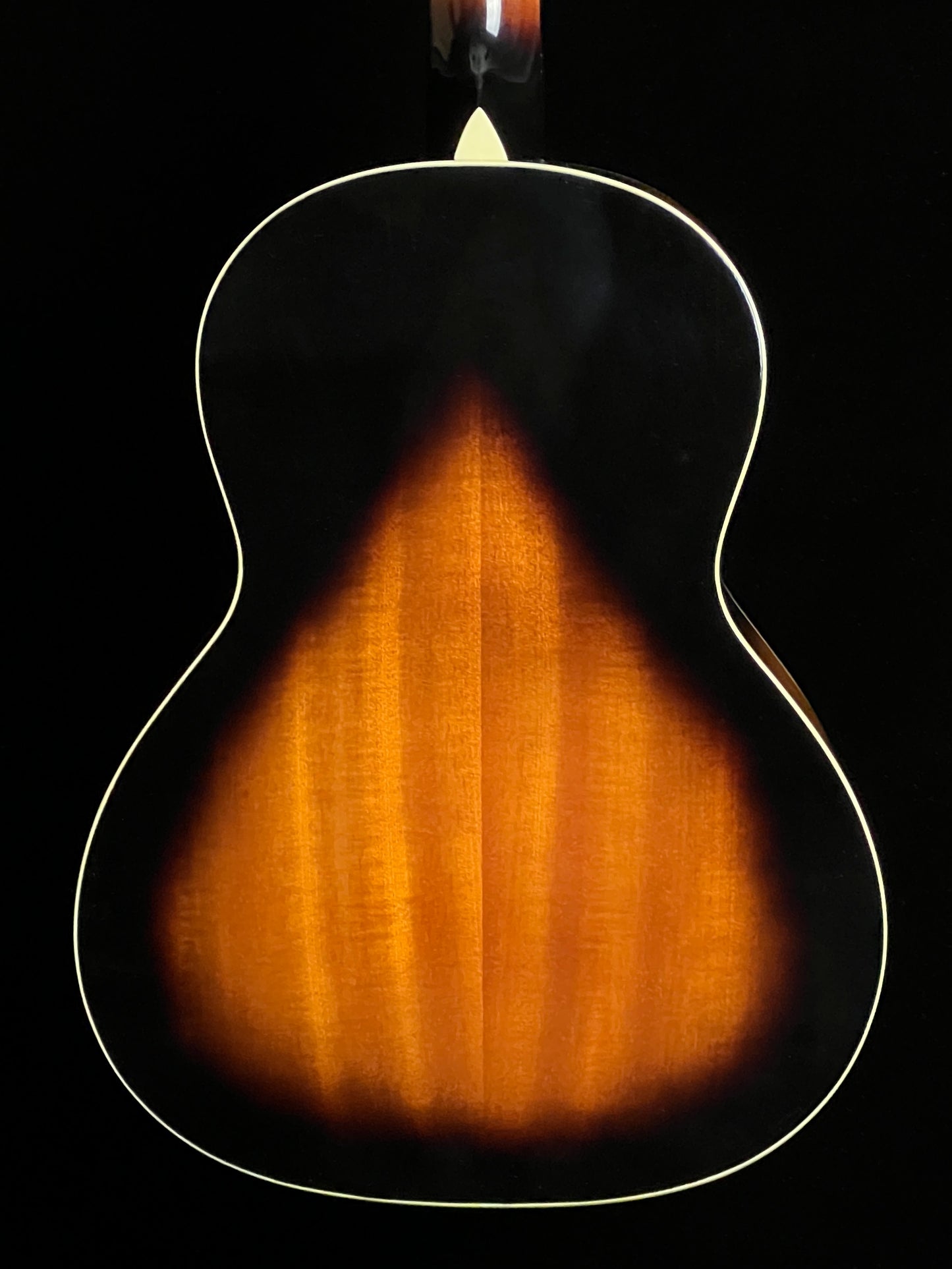 Morgan Monroe M-OO-TBV Acoustic Guitar Sunburst - Used