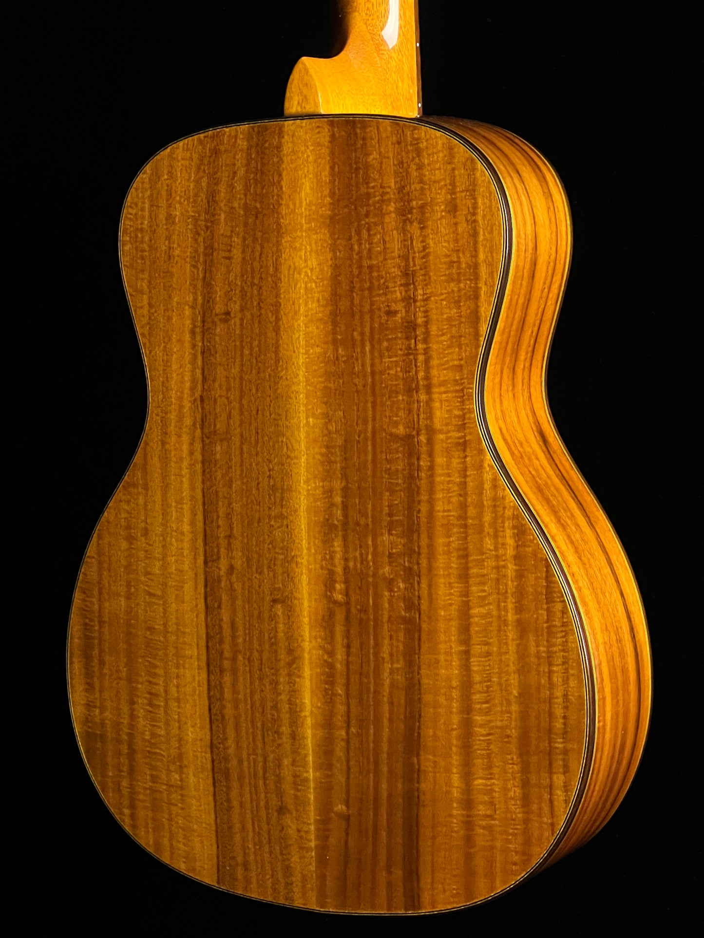Ohana BKT-250G Bari-Tenor Solid Spruce / Acacia Tenor Scale Baritone Body Ukulele with Mi-Si Pickup - Used