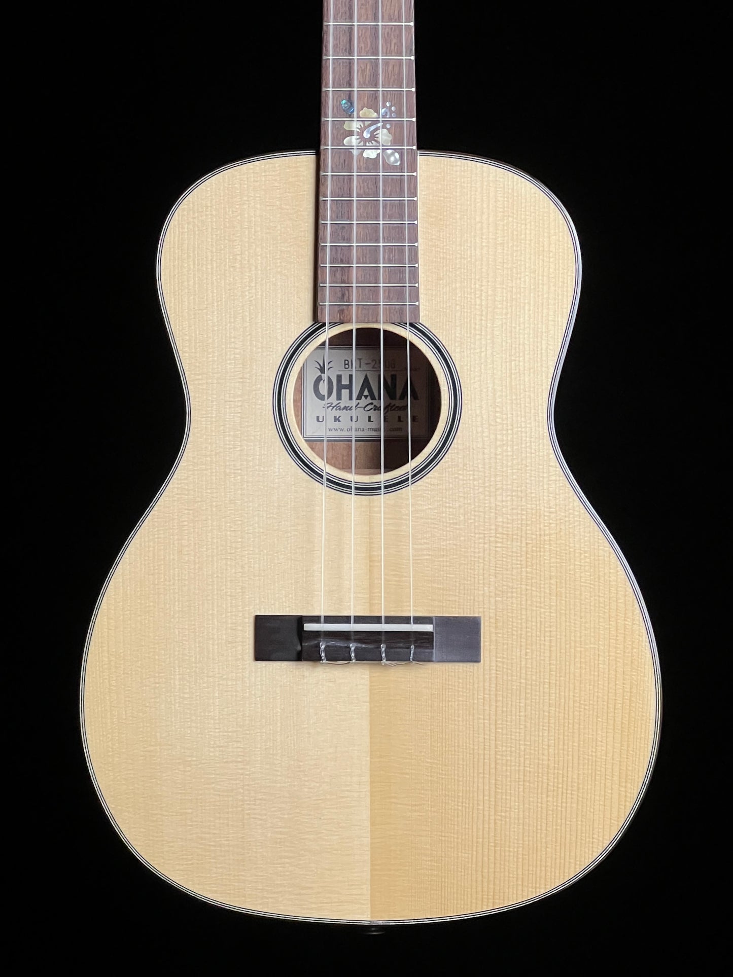 Ohana BKT-250G Bari-Tenor Solid Spruce / Acacia Tenor Scale Baritone Body Ukulele with Mi-Si Pickup - Used
