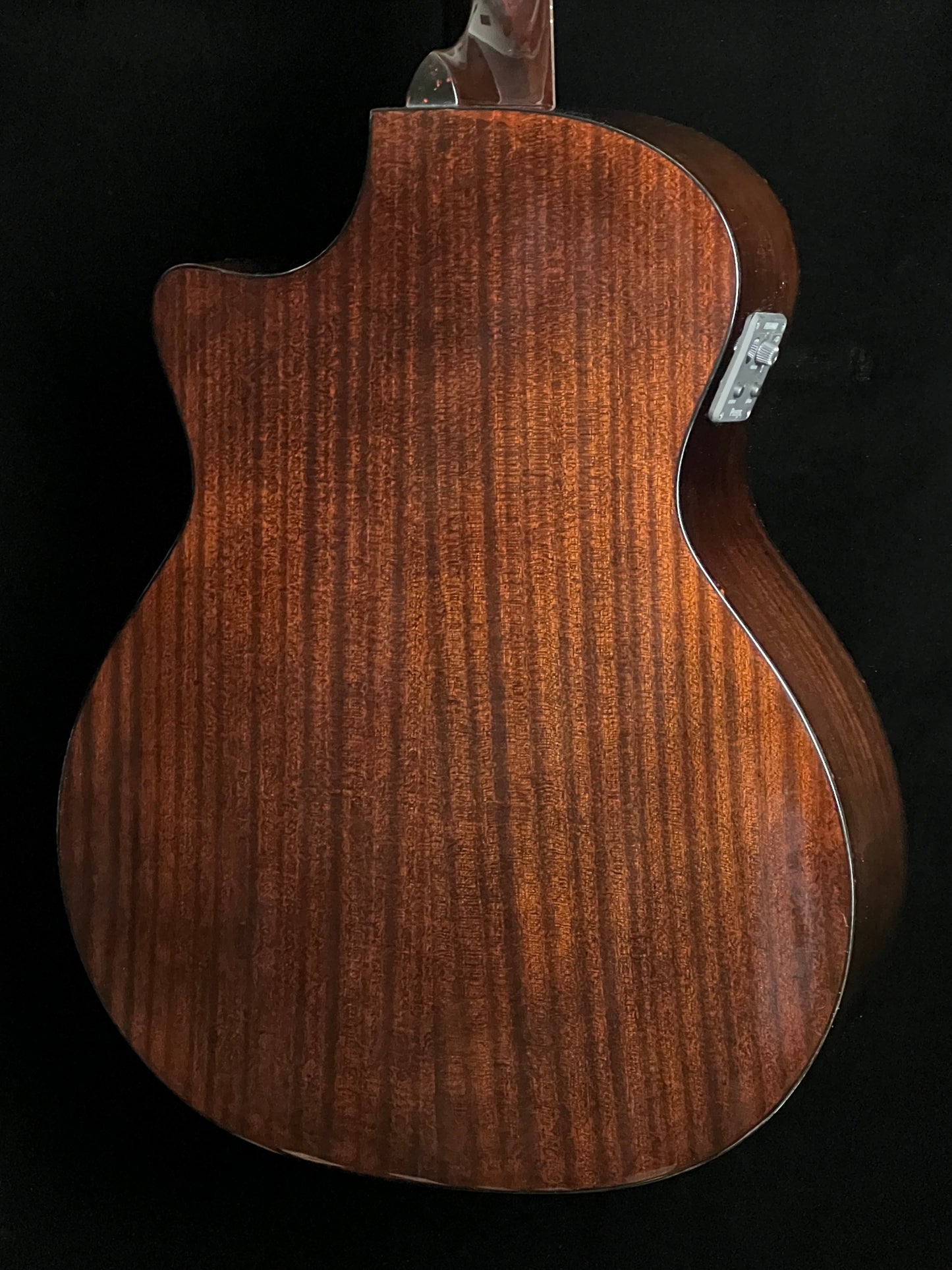 Recording King RGA-G6-CFE5 G6 Grand Auditorium Cutaway with Fishman EQ Solid Spruce / Mahogany Acoustic Guitar - New