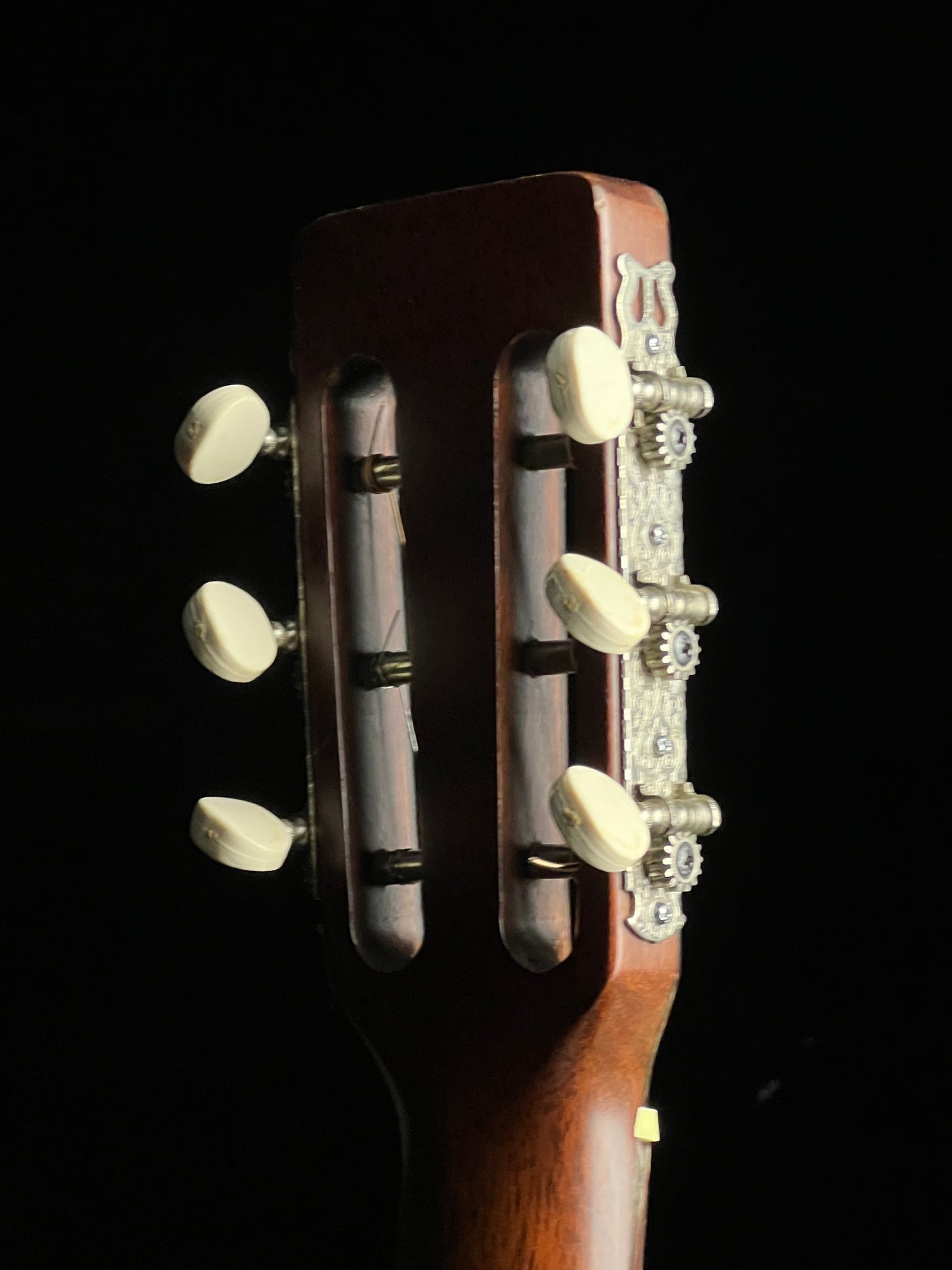 Takamine F-312 S Parlor Spruce/ Mahogany Acoustic Guitar - Consignment