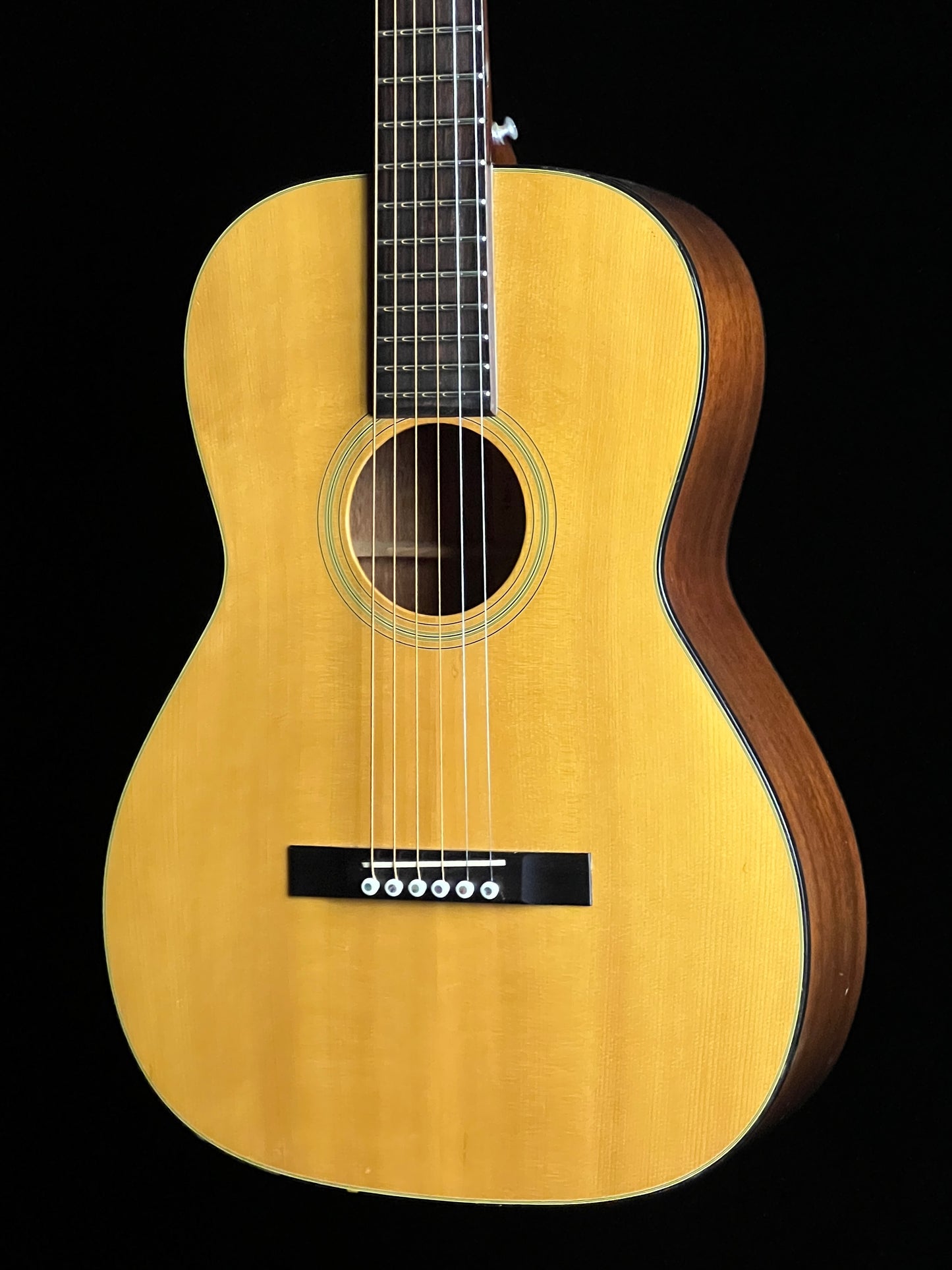 Takamine F-312 S Parlor Spruce/ Mahogany Acoustic Guitar - Consignment