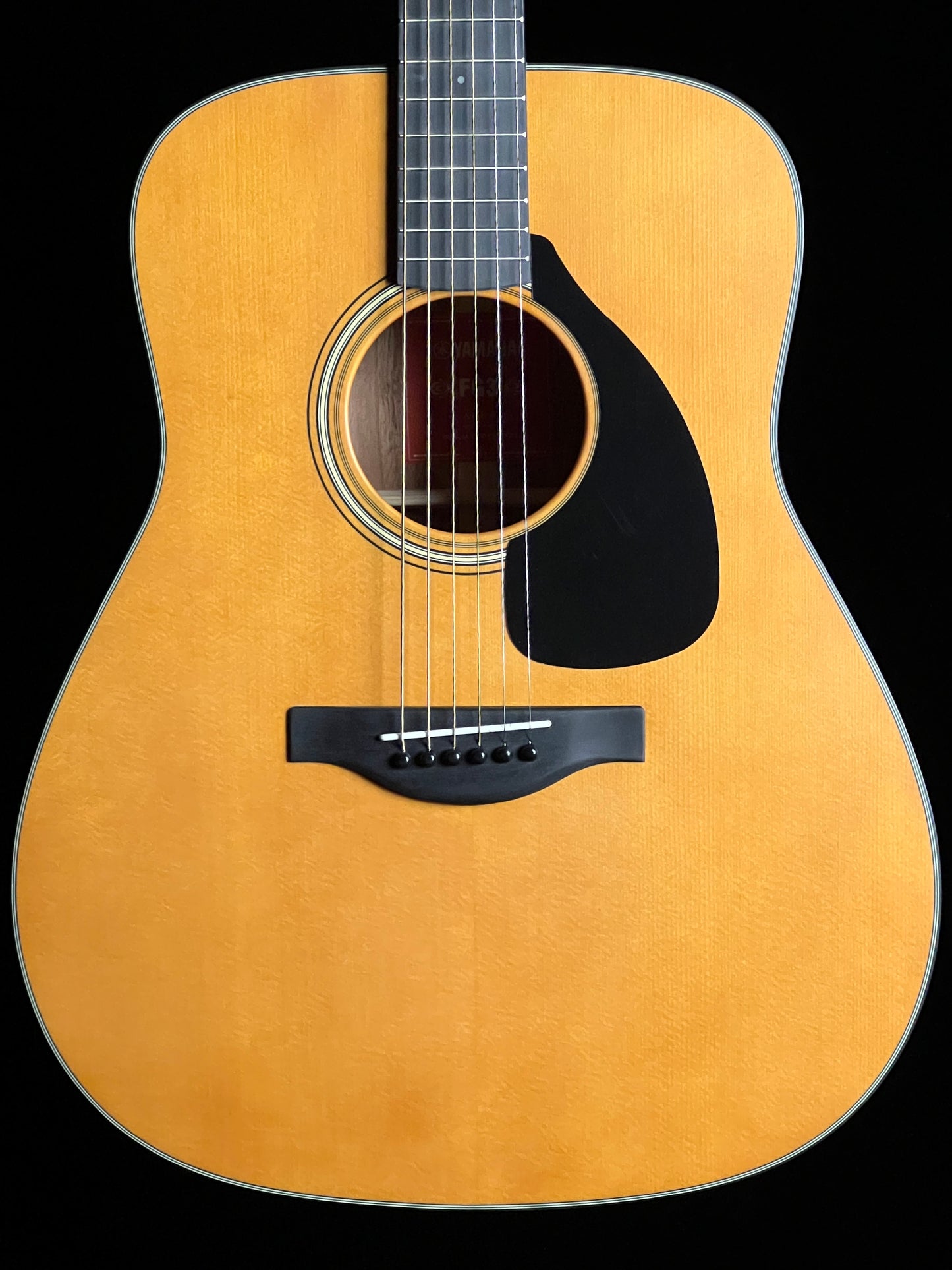 Yamaha FG3 Red Label Sitka Spruce / Mahogany Acoustic Guitar - New