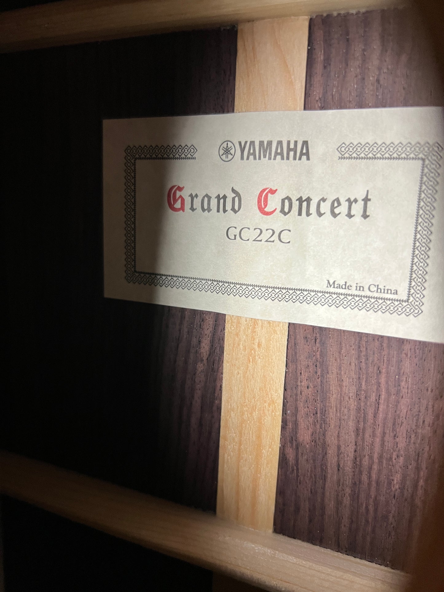 Yamaha GC22C Classical Solid Western Red Cedar / Solid Rosewood Acoustic Guitar - New