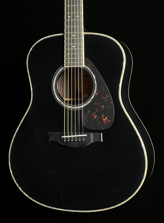 Yamaha LL16D ARE Original Jumbo Acoustic with Pickup - New