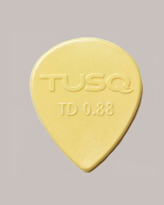 TUSQ Teardrop Pick